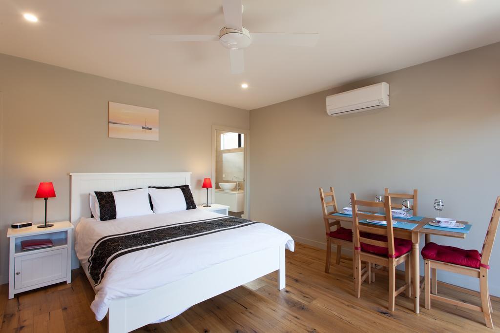 Silversands Beach Cottage Mount Martha Bilik gambar